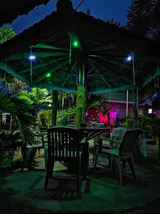 Sea View Resort Kallady エクステリア 写真